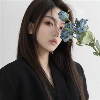 皇后跑路后成了心尖宠妃