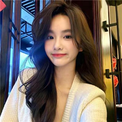 名媛教母，拉太子下神坛